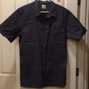 Men’s casual shirt